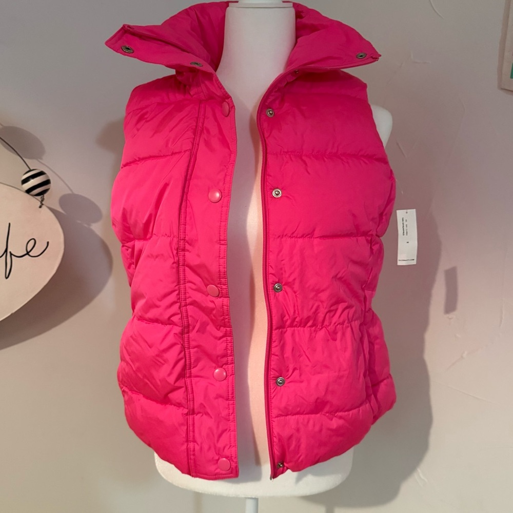 Old Navy Electric Pink Puffer Vest - Size Medium
